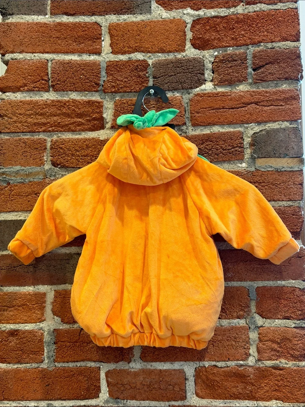 💚🎃 NWT Baby Pumpkin Halloween Costume Pullover - Hoody - 6-12 Months - Infant 🎃💚